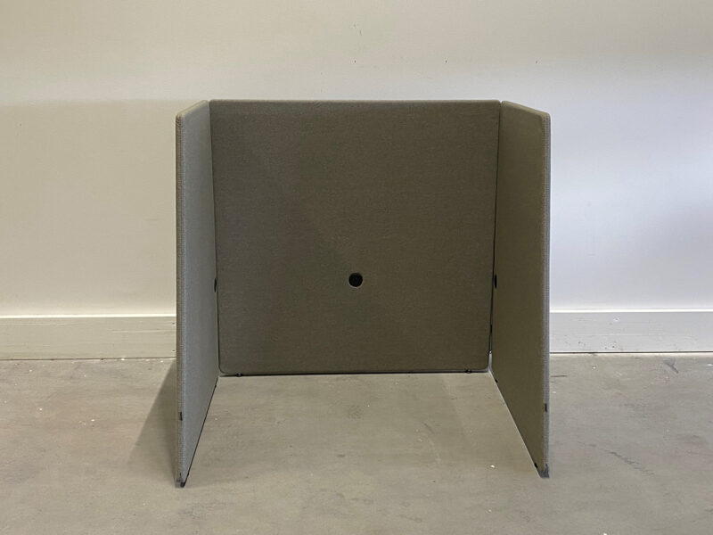 A30 Peak design booth Grau